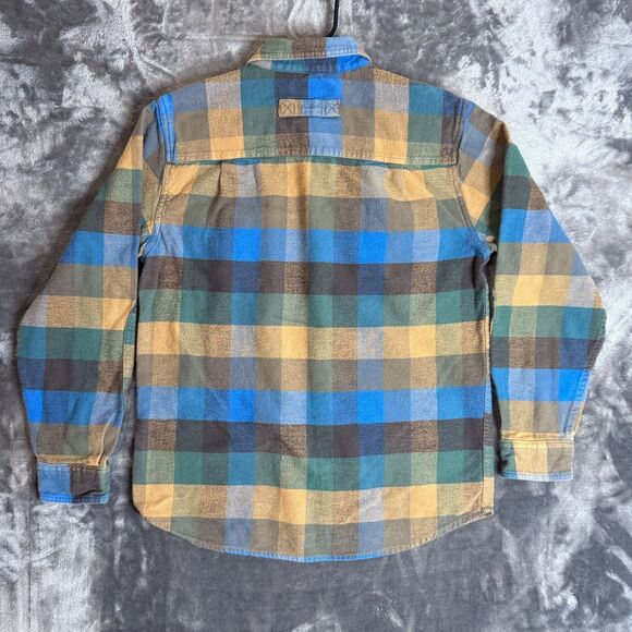 Woolrich Men's Button Up Long Sleeve Size Medium Plaid Patter Double Pockets - Picture 7 of 7